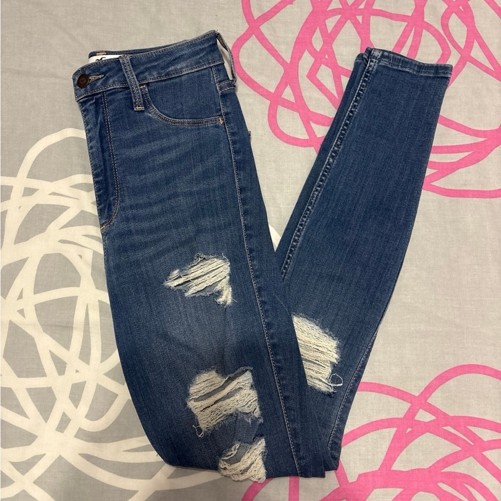 Hollister Ultra High-Rise Medium Wash Ripped Skinny Jeans